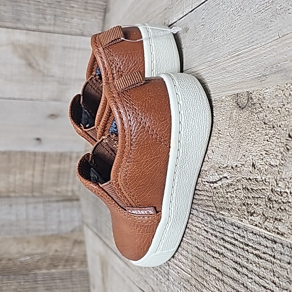 Carter's - Picture 6 of 6